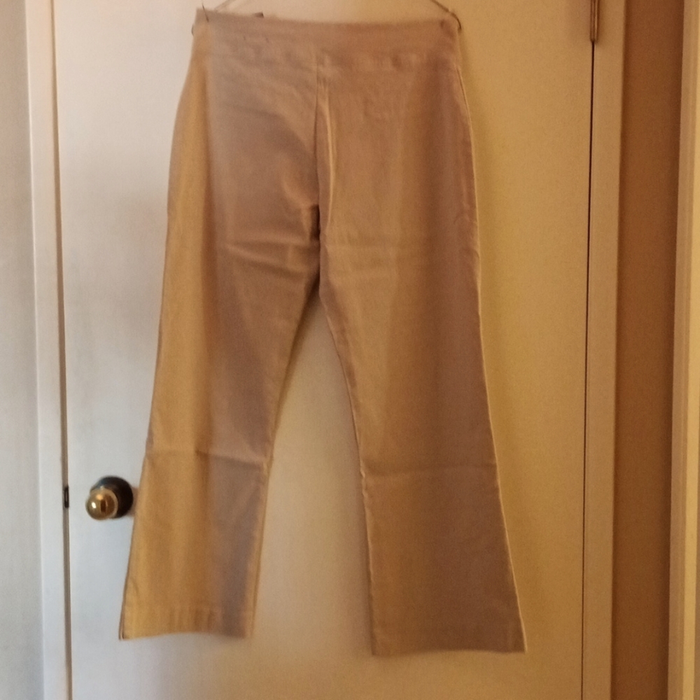 Reitmans size 12 petite cream pull on pants